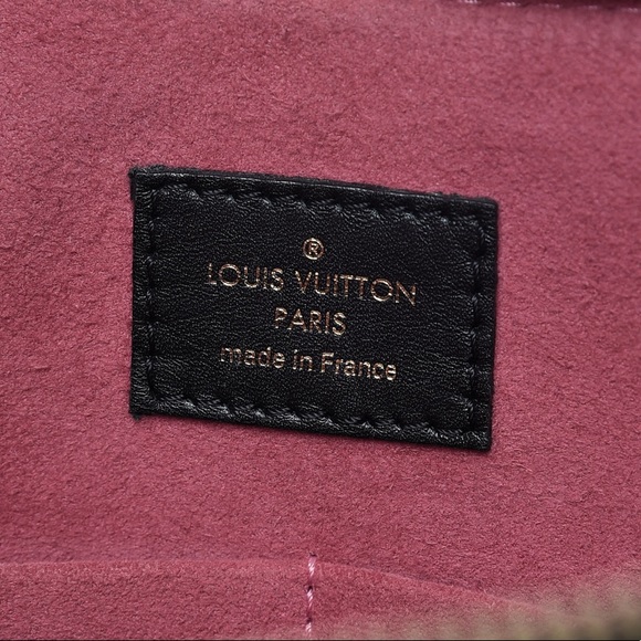 LOUIS VUITTON
Monogram Tuileries Rose Bruyere. Very rare bag. - Picture 8 of 11